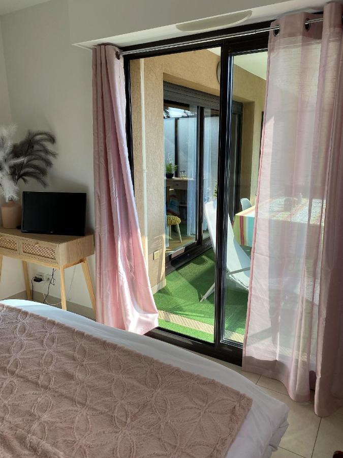 T2 Proche De La Gare, A 10 Minutes A Pieds De La Croisette, Piscine & Parking Dans Residence De Haut Standing คานส์ ภายนอก รูปภาพ