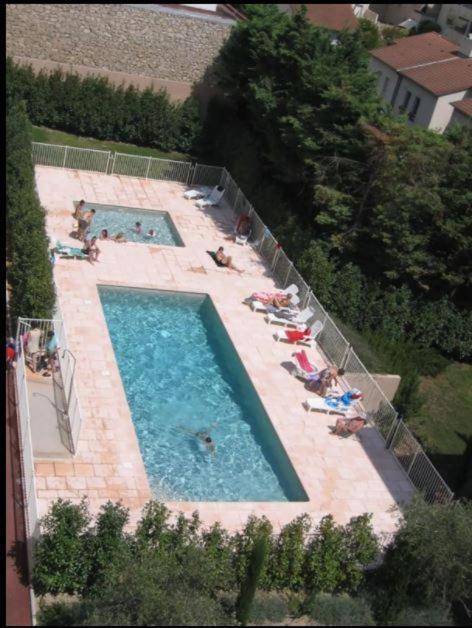 T2 Proche De La Gare, A 10 Minutes A Pieds De La Croisette, Piscine & Parking Dans Residence De Haut Standing คานส์ ภายนอก รูปภาพ